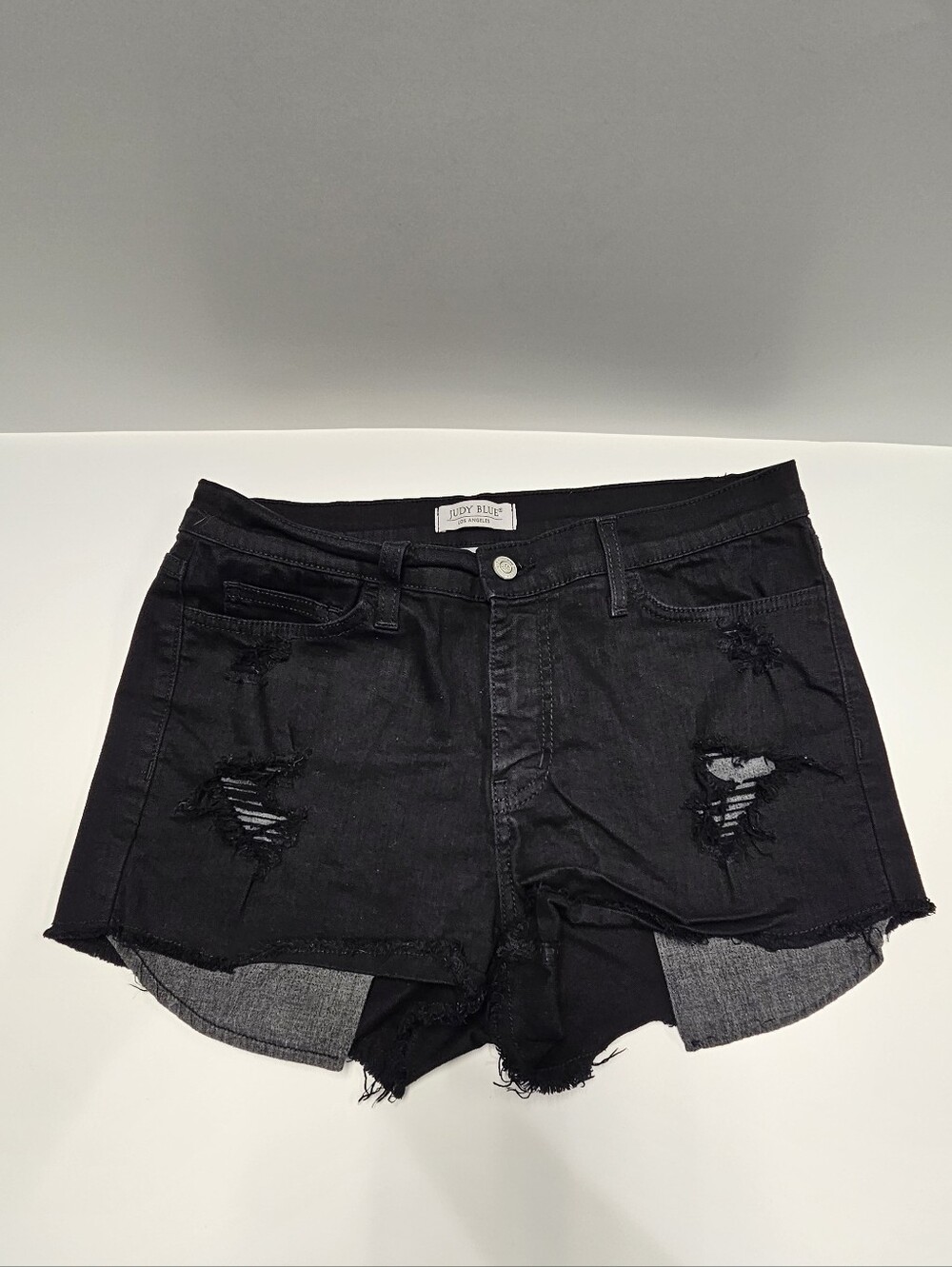 Judy Blue black distressed denim Jean shorts Large